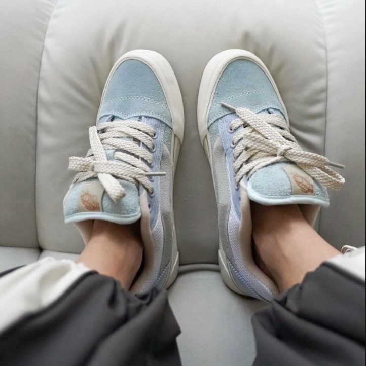 VANS KNU SKOOL "Light/blue" WMNS