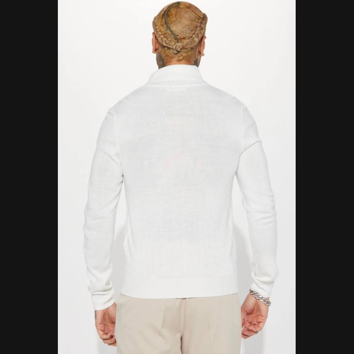 DeAngelo Turtkeneck Sweater | White