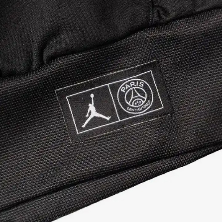 Jordan x Paris Saint-Germain Logo Hoodie "Black"