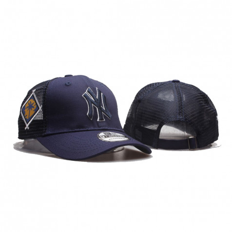 New Era New York Yankees Trucker Cap | Navy