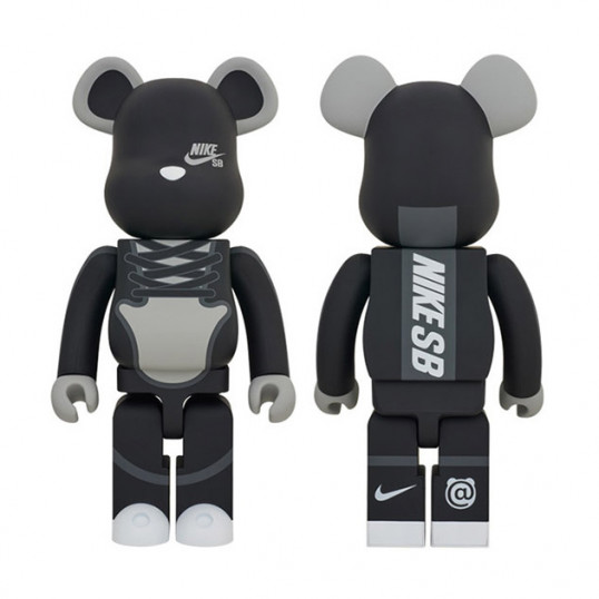 Bearbrick Nike SB | Black 28cm 400%