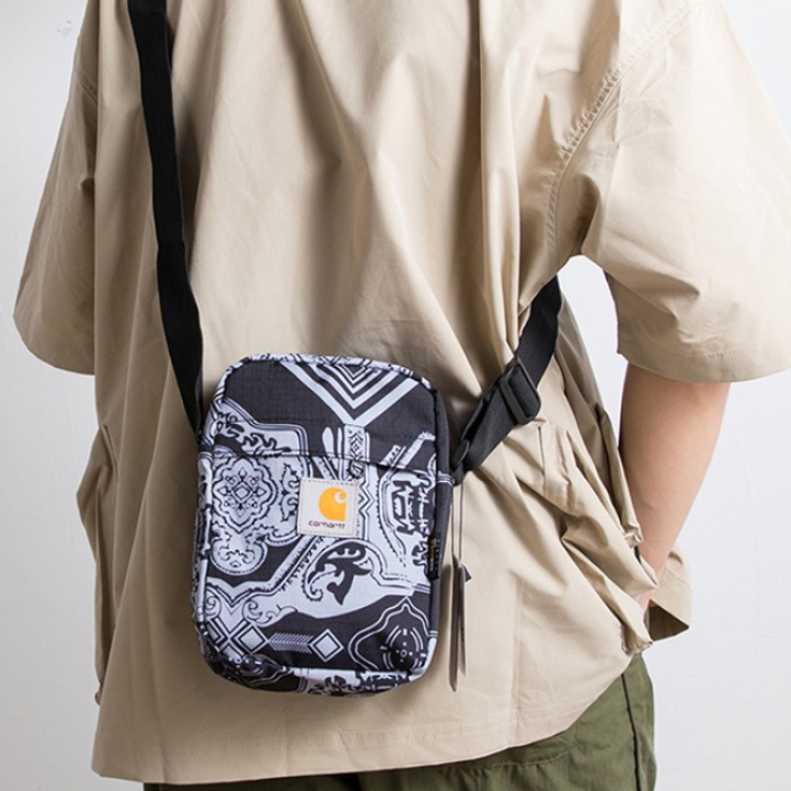 Carhartt Shoulder Bag | Bandana Black/White