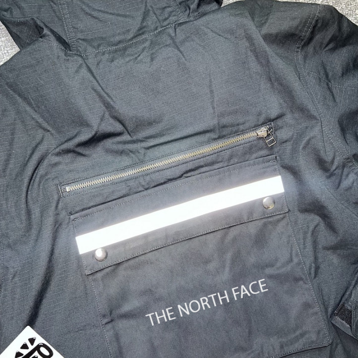 The North Face Winter Jacket 1982 | Black