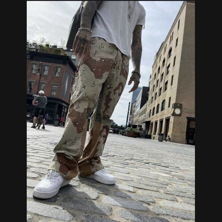 Gallery Dept. Chocolate Chip Camo La Flare Pants