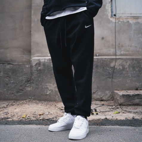 Nike NSW Swoosh Logo Jogger Pants | Black A-12