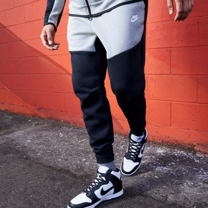 Nike Tech Fleece Jogger Pants "Black-Grey"