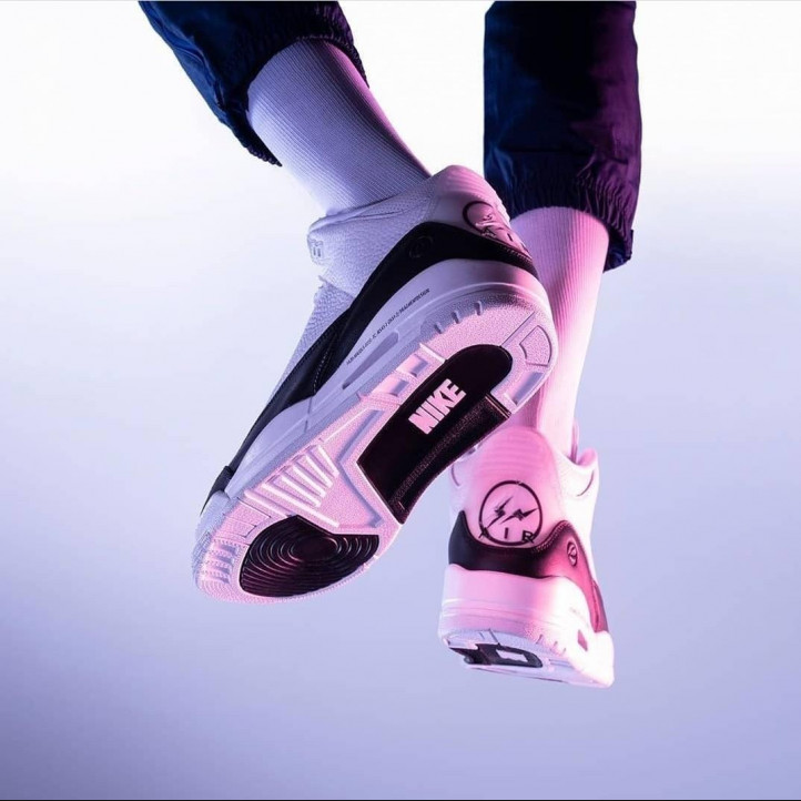 Nike Air Jordan Retro 3 x Fragment