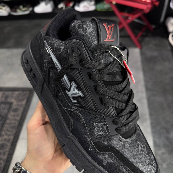 Louis Vuitton LV208 Trainers | Black/Red/Grey