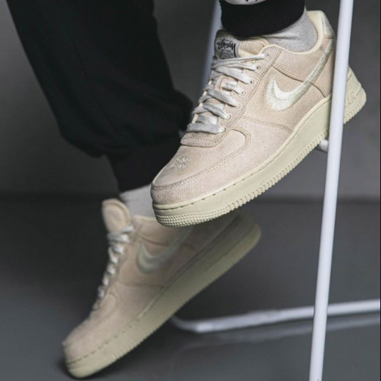 Nike Air Force 1 Low x Stussy "Fossil Stone"