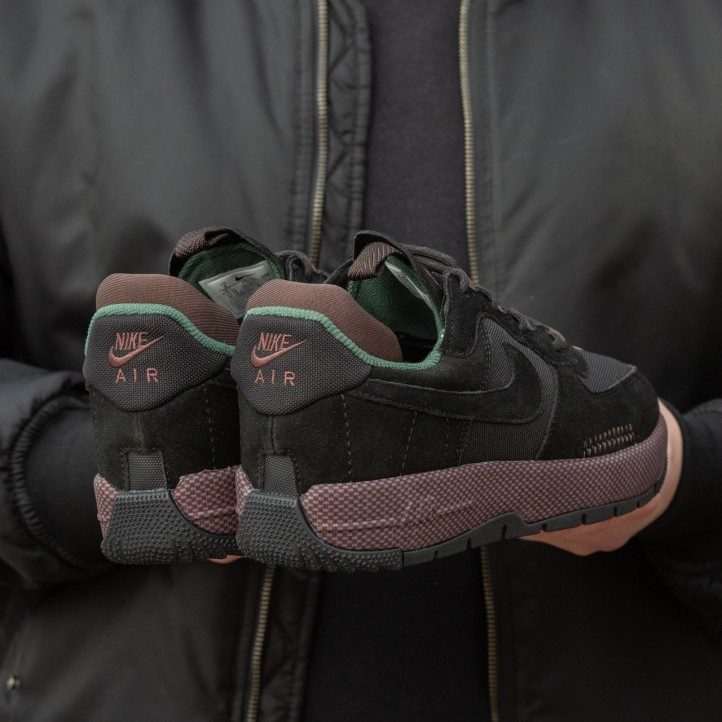 Nike Air Force 1 Wild "Black"