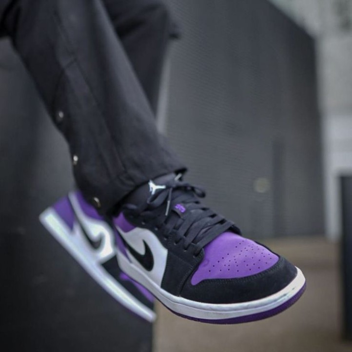 Nike Air Jordan Retro 1 Low "Court Purple"