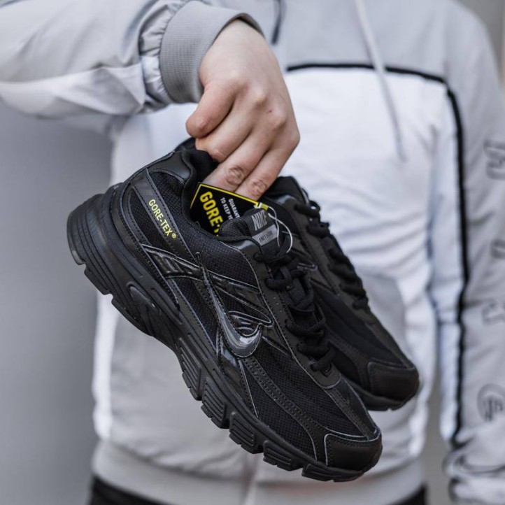 Nike Initiator Gore-Tex | Triple Black