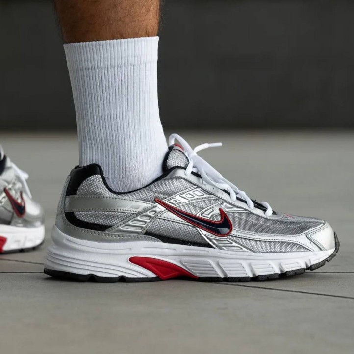Nike Initiator Gore-Tex | Metallic Silver