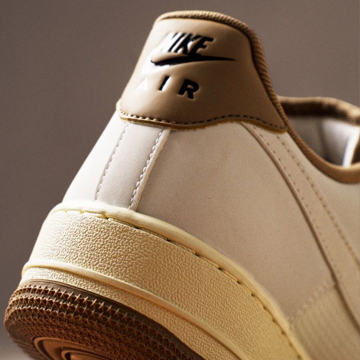 Nike Air Force 1 Low '07 "LV8 Summit White Khaki"