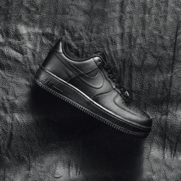 Nike Air Force 1 Low '07 "Triple Black"