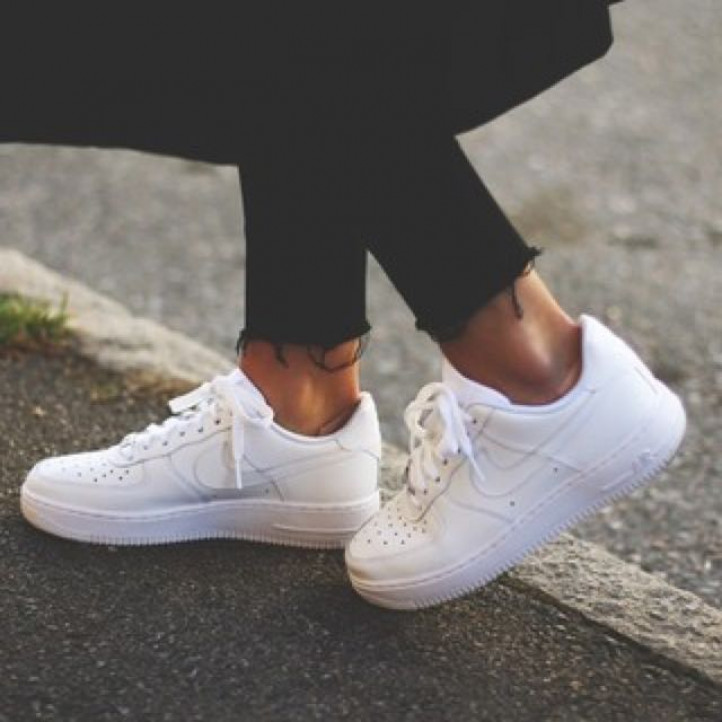 Nike Air Force 1 Low '07 "Classic White" WMNS