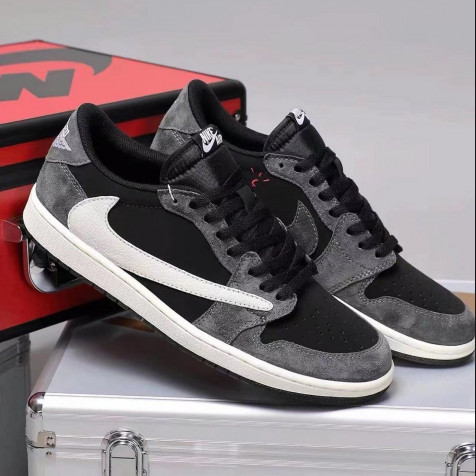 Nike Air Jordan Retro 1 Low x Travis Scott "Black/Gray"