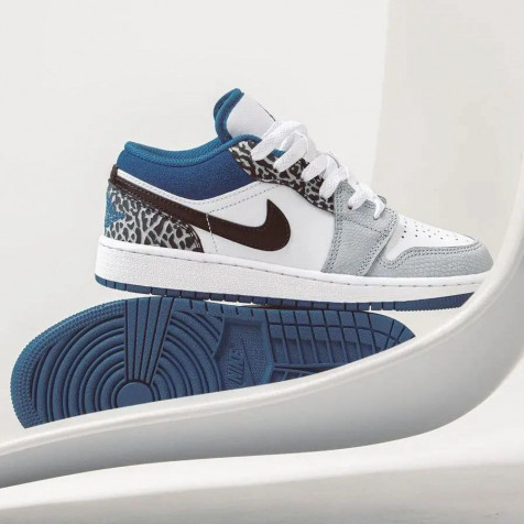 Nike Air Jordan Retro 1 Low SE "True Blue"