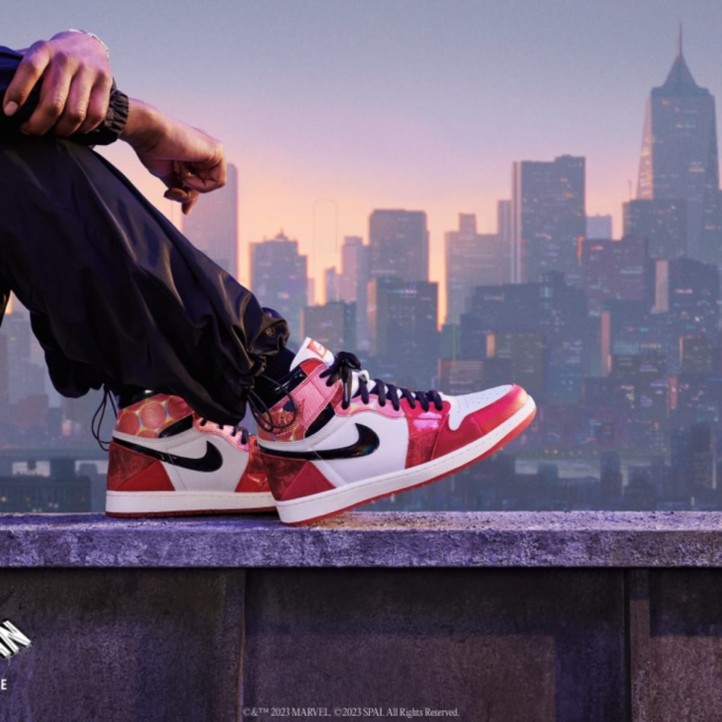 Nike Air Jordan Retro 1 High x Spider-Man "Across The Spider-Verse"