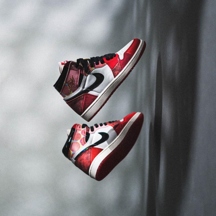 Nike Air Jordan Retro 1 High x Spider-Man "Across The Spider-Verse"