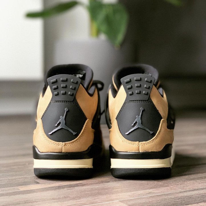 Air Jordan Retro 4 "Mushroom"