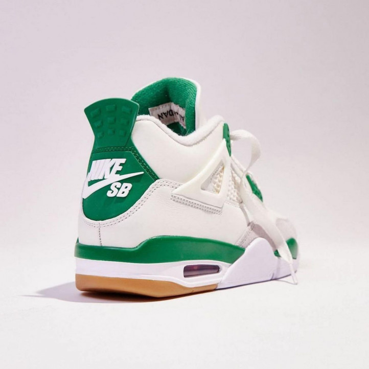 Nike Air Jordan Retro 4 SB "Pine Green" WMNS