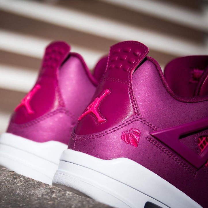 Air jordan Retro 4 "True Berry" WMNS