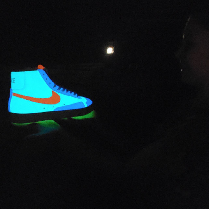 Nike Blazer Mid 77 "Triple White" Glow