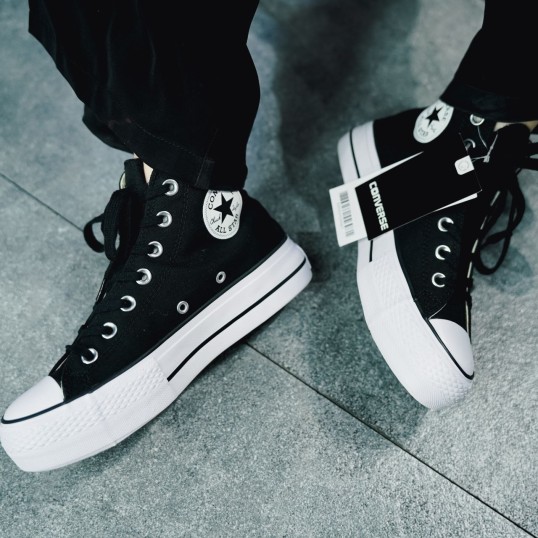 Converse Chuck Taylor High "Black" WMNS