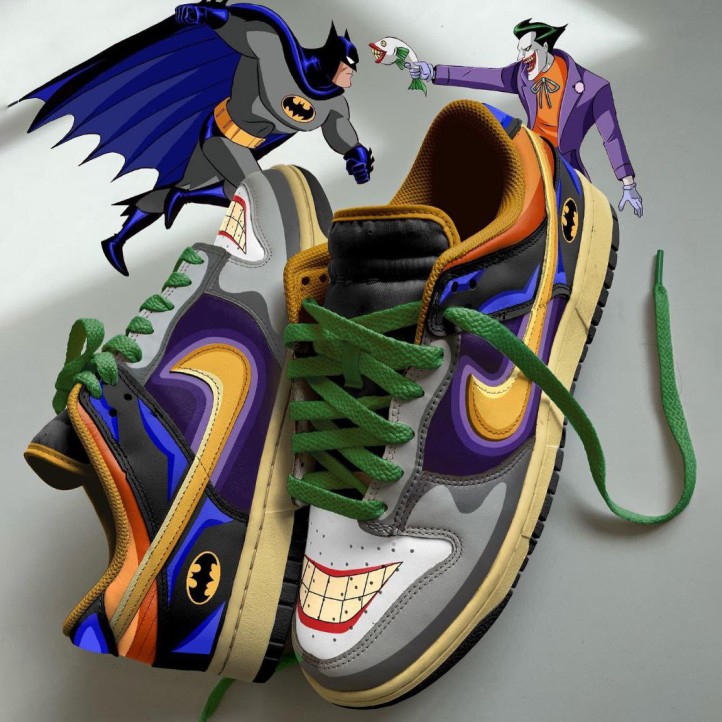 Nike Dunk Low "Batman x Joker"