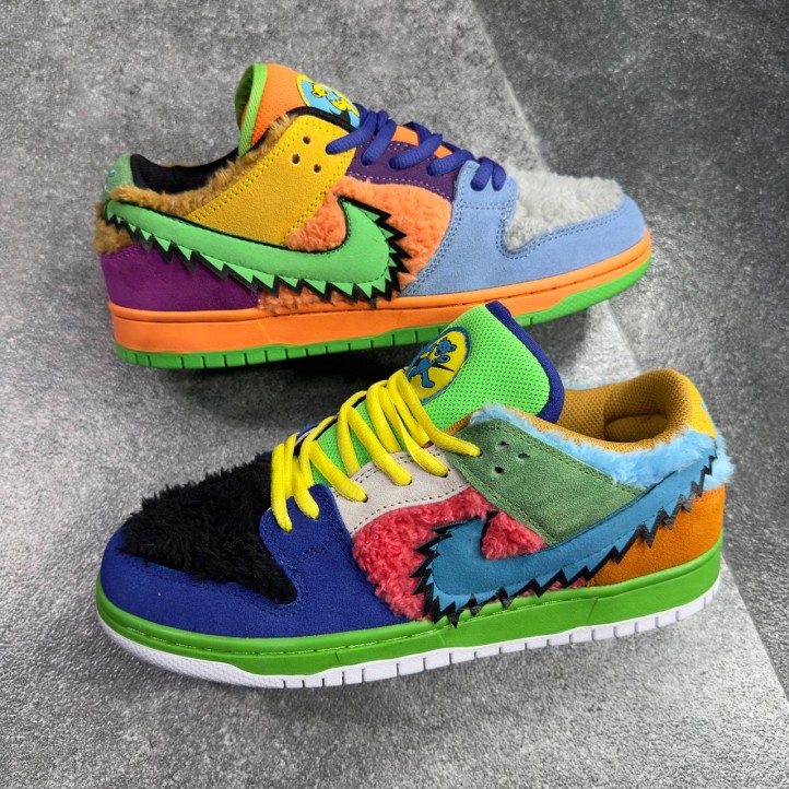 Nike SB Dunk Low x Grateful Dead Bears