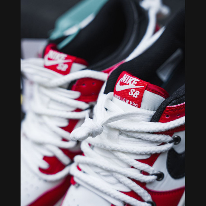 Nike SB Dunk Low "Red/White"