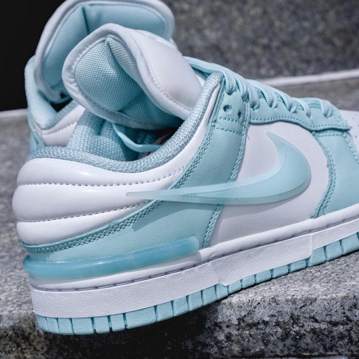 Nike Dunk Low Twist "Jade Ice" WMNS