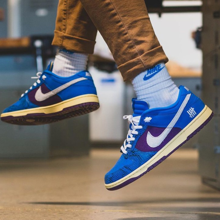 Nike SB Dunk Low x Undefeated "Blue"