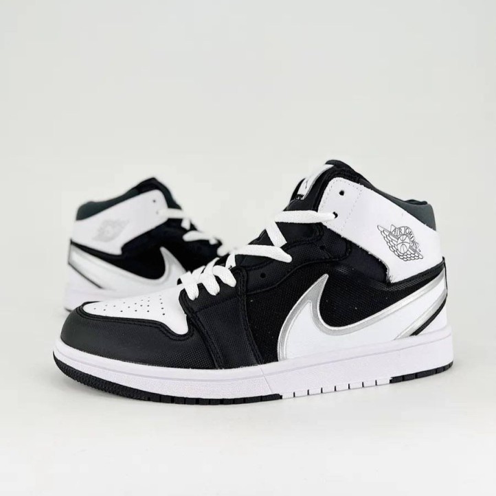 Nike Air Jordan 1 Mid RM EasyOn