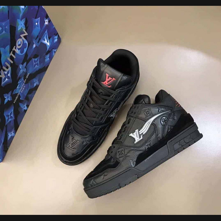 Louis Vuitton LV208 Trainers | Black/Red/White