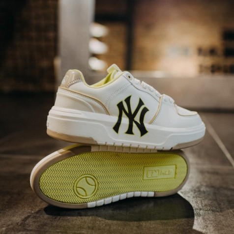 MLB Chunky Liner Boston New York Yankees "Beige/Volt Green" WMNS