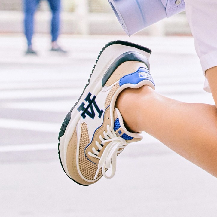 MLB Chunky Runner LA Dodgers "Beige" WMNS