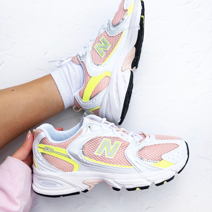 New Balance 530 Light Pink White WMNS