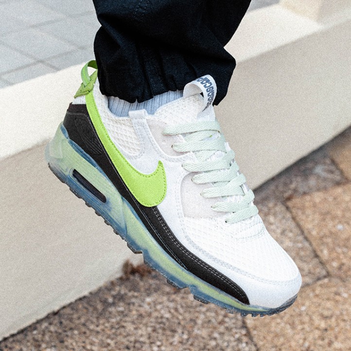 Nike Air Max 90 Terrascape "Phantom Vivid Green