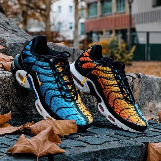 Nike TN Air Max Plus SE "Greedy" WMNS