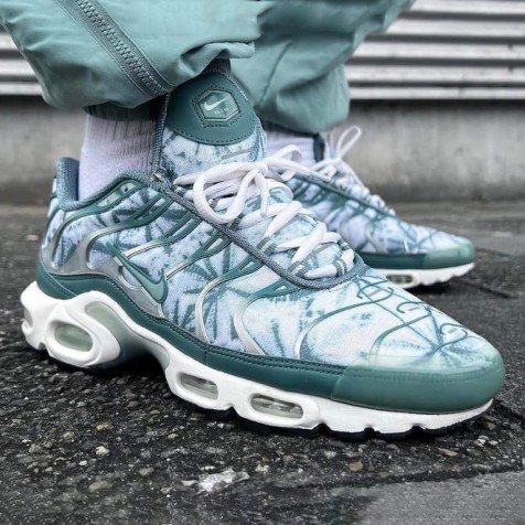 Nike TN Air Max Plus "Subway"