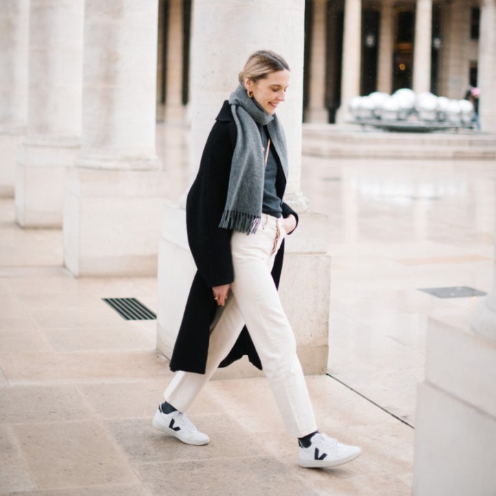 Veja CAMPO Sneakers "White/Black" WMNS