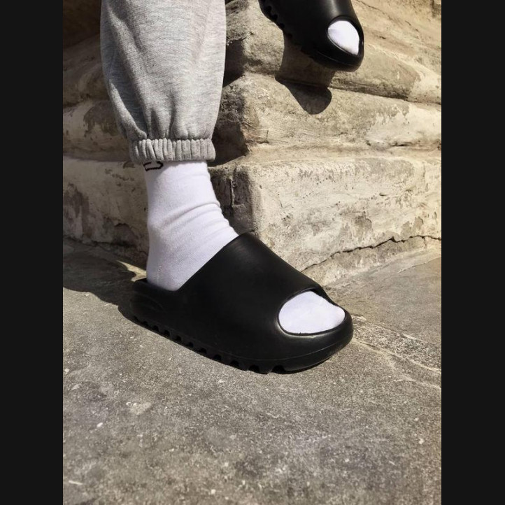 Adidas Yeezy Slides "Black"