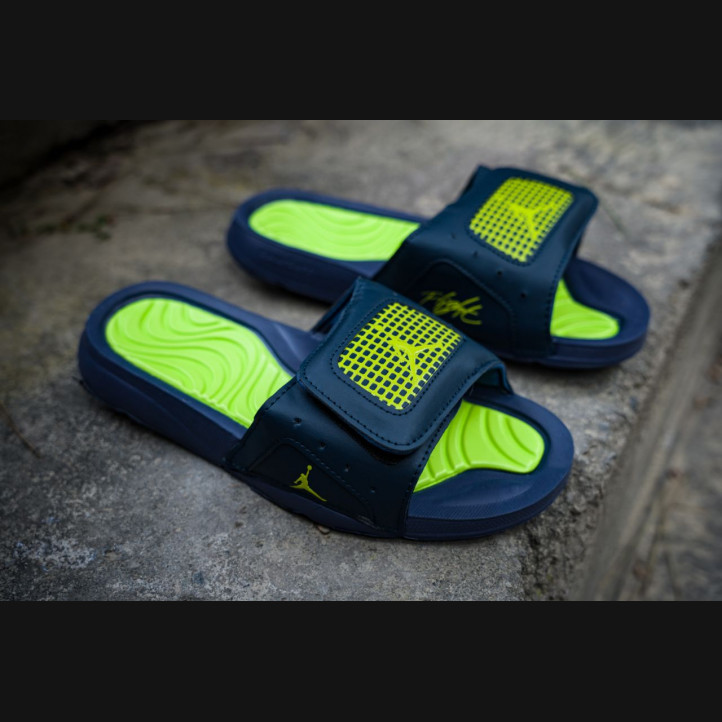 Тапочки Air Jordan Retro 4 | Сине-Зеленые 