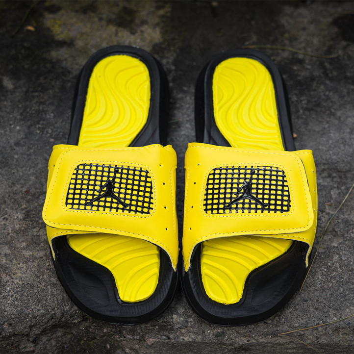 Тапочки Air Jordan Retro 4 | Желтые