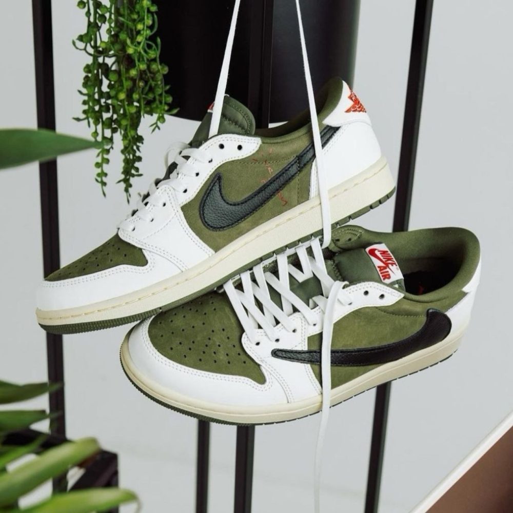 Nike Air Jordan Retro 1 Low x Travis Scott "Medium Olive"