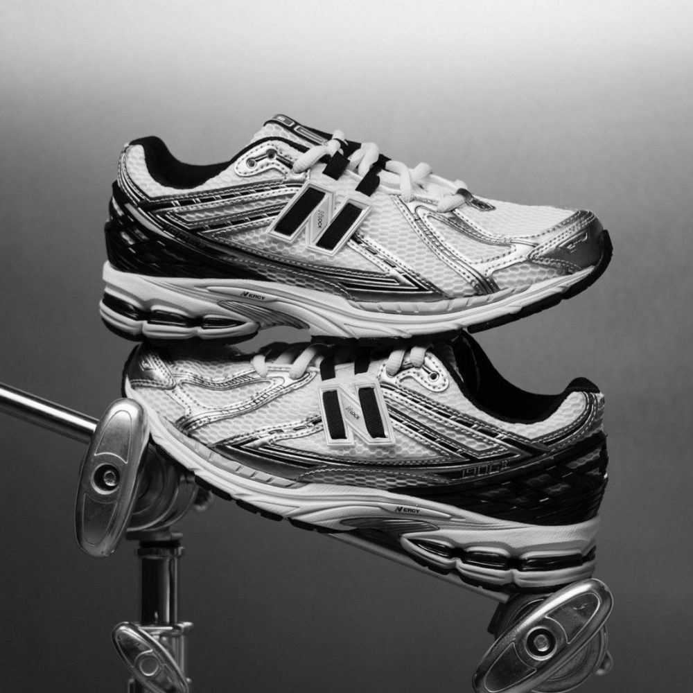 New Balance 1906R "Silver Metallic Black"