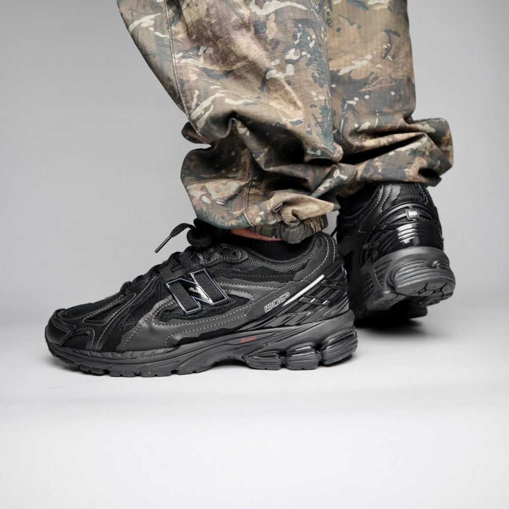 New Balance 1906D Protection Pack "Black Leather"