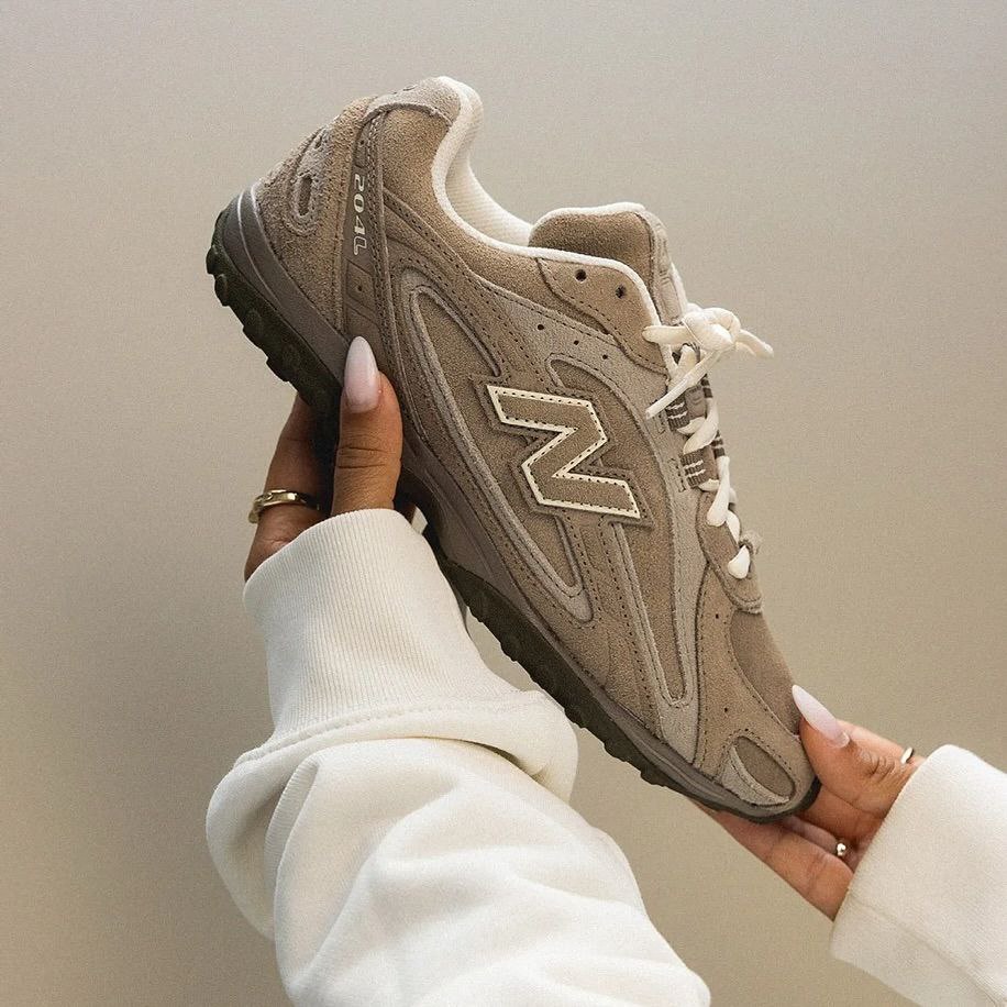 New Balance 204L "Mushroom Arid Stone" WMNS